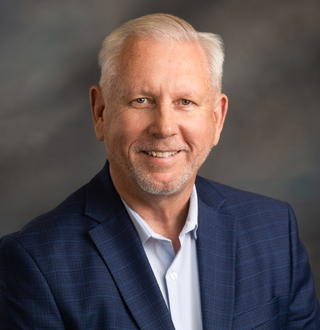 Headshot of Kevin Deaver